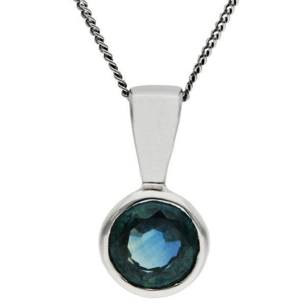 9ct White Gold 0.65ct Sapphire Pendant
