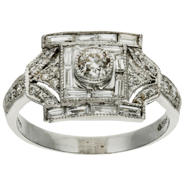 18ct White Gold Art Deco Style Diamond Ring