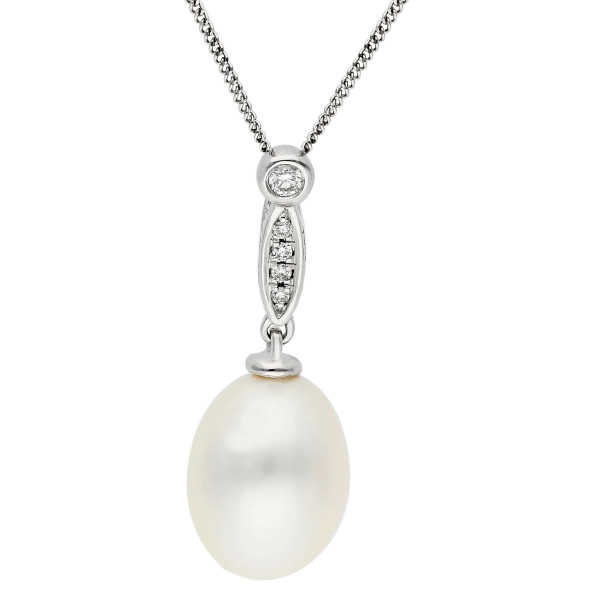 18ct White Gold Pearl & Diamond Drop Pendant