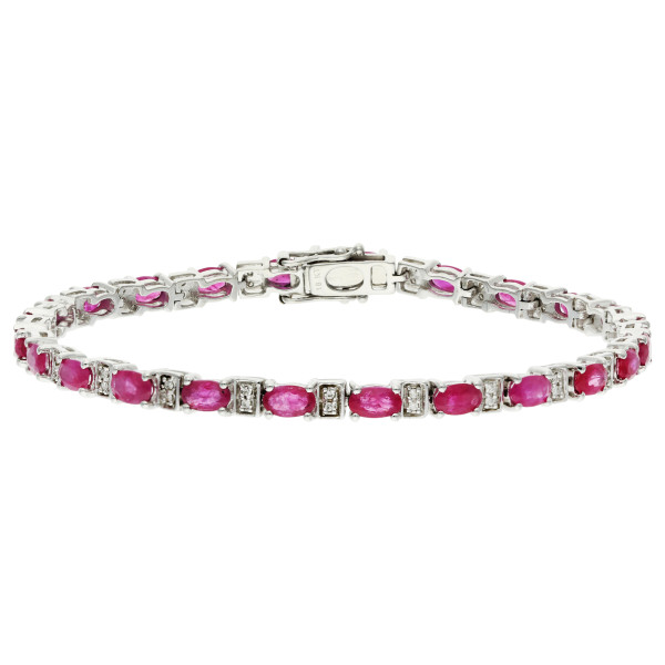 18ct White Gold 7.50ct Ruby & 0.30ct Diamond Bracelet