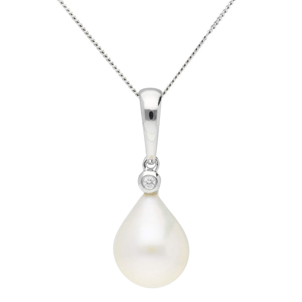 18ct White Gold Diamond & Pearl Pendant